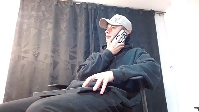 Snapshot of jaico_santos chatting on October 7, 2025, 10:55 pm jaico santos online show from October 7, 2025, 10:55 pm