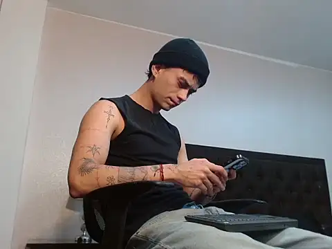 Snapshot of jaico_santos chatting on September 17, 2025, 11:07 pm jaico santos online show from September 17, 2025, 11:07 pm