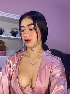 camila1 torres  online show from May 12, 2026, 9:21 pm