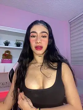 camila1 torres  online show from May 11, 2026, 7:33 pm