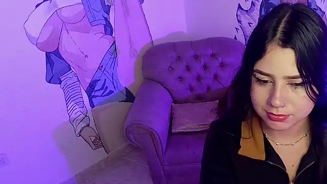 ilayra smith online show from February 18, 2026, 4:10 am