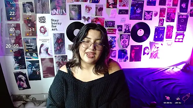 Roxy f w online show from April 21, 2026, 4:35 pm