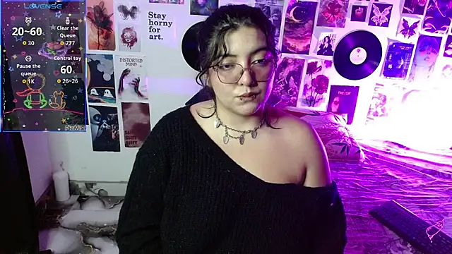 Roxy f w online show from August 6, 2026, 4:07 am
