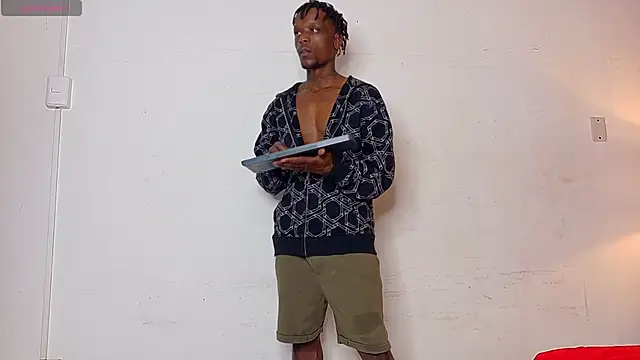 SkylerBigxxx online show from September 20, 2025, 4:06 am