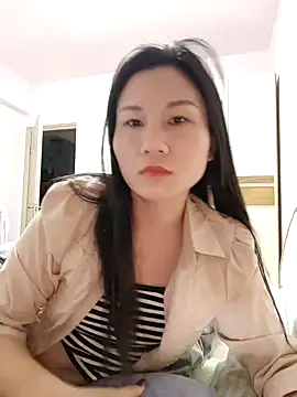 wen78759 online show from February 13, 2026, 10:48 am