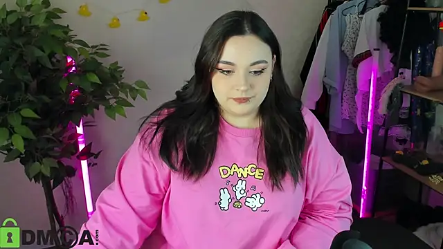 Mia R0ss online show from February 9, 2026, 1:03 am