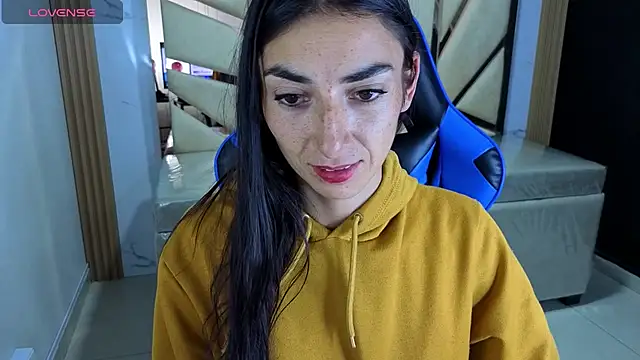 Snapshot of Maily_a_ chatting on February 27, 2026, 2:56 am Maily a online show from February 27, 2026, 2:56 am