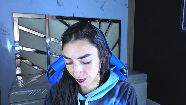 Snapshot of Maily_a_ chatting on March 22, 2026, 3:10 am Maily a online show from March 22, 2026, 3:10 am