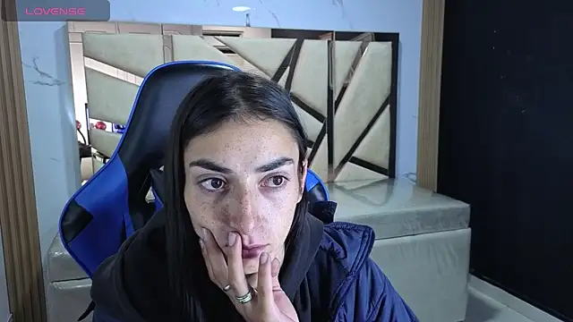 Snapshot of Maily_a_ chatting on February 10, 2026, 3:05 am Maily a online show from February 10, 2026, 3:05 am