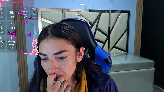 Snapshot of Maily_a_ chatting on February 26, 2026, 2:44 am Maily a online show from February 26, 2026, 2:44 am