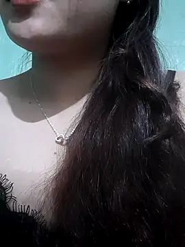 Snapshot of Linksys_nicee chatting on February 27, 2026, 2:39 pm Linksys nicee online show from February 27, 2026, 2:39 pm