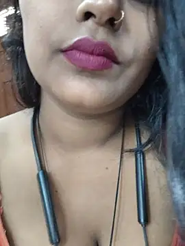 Snapshot of Jasmine_Januja chatting on July 22, 2026, 2:24 am Jasmine Januja online show from July 22, 2026, 2:24 am
