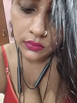 Snapshot of Jasmine_Januja chatting on July 27, 2026, 1:56 am Jasmine Januja online show from July 27, 2026, 1:56 am