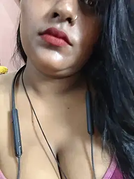 Snapshot of Jasmine_Januja chatting on July 6, 2026, 1:56 am Jasmine Januja online show from July 6, 2026, 1:56 am