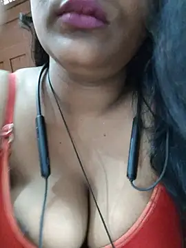 Snapshot of Jasmine_Januja chatting on July 10, 2026, 3:17 am Jasmine Januja online show from July 10, 2026, 3:17 am