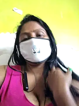 Jasmine Januja online show from January 12, 2026, 6:09 am