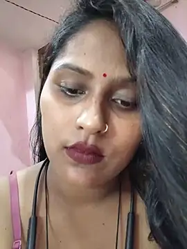 Snapshot of Jasmine_Januja chatting on June 5, 2026, 2:16 am Jasmine Januja online show from June 5, 2026, 2:16 am