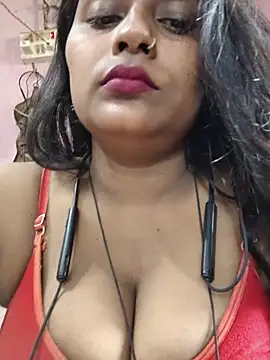 Snapshot of Jasmine_Januja chatting on July 30, 2026, 2:21 am Jasmine Januja online show from July 30, 2026, 2:21 am