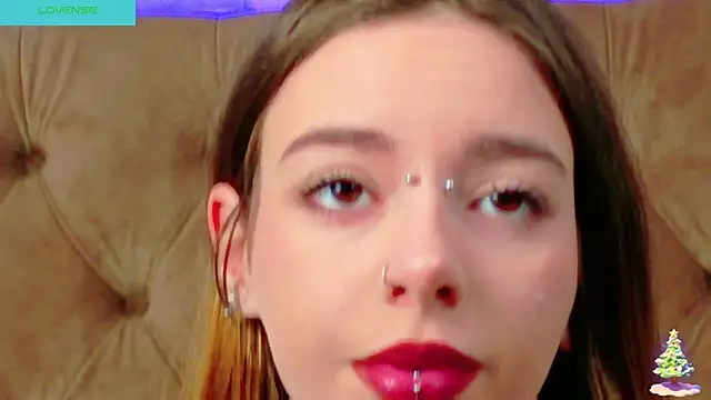 CoraVex online show from December 15, 2025, 5:13 am