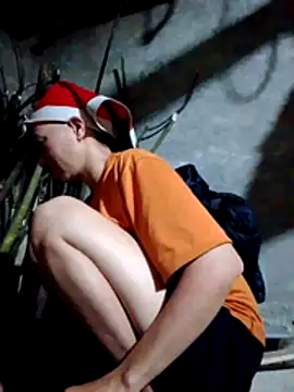 Snapshot of donna-bae chatting on March 8, 2026, 10:24 pm donna-bae online show from March 8, 2026, 10:24 pm