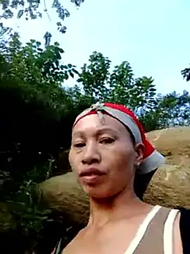 donna-bae online show from October 28, 2025, 11:58 pm