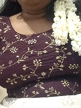 Snapshot of TAMIL_AMMUKUTTYY chatting on February 25, 2026, 6:52 pm TAMIL AMMUKUTTYY online show from February 25, 2026, 6:52 pm