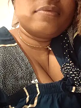 Snapshot of TAMIL_AMMUKUTTYY chatting on December 20, 2025, 9:12 am TAMIL AMMUKUTTYY online show from December 20, 2025, 9:12 am