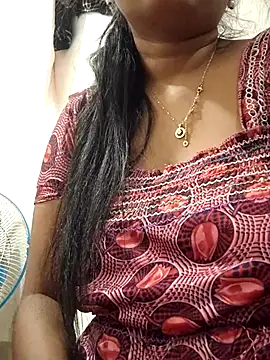 Snapshot of TAMIL_AMMUKUTTYY chatting on December 14, 2025, 7:36 am TAMIL AMMUKUTTYY online show from December 14, 2025, 7:36 am