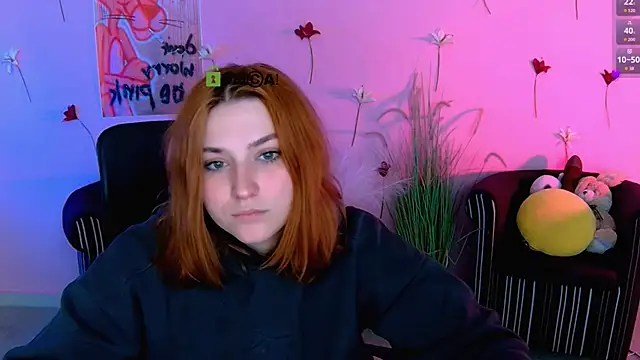 Snapshot of casey_meow_ chatting on April 19, 2026, 8:59 am casey meow online show from April 19, 2026, 8:59 am