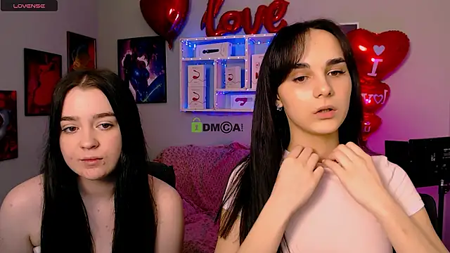 ariana ross7 online show from February 18, 2026, 8:27 pm