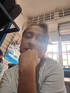 Snapshot of valery506 chatting on March 19, 2026, 5:57 pm valery506 online show from March 19, 2026, 5:57 pm