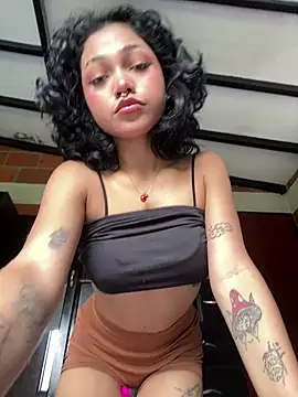 Cataleya naz online show from October 3, 2025, 2:07 pm