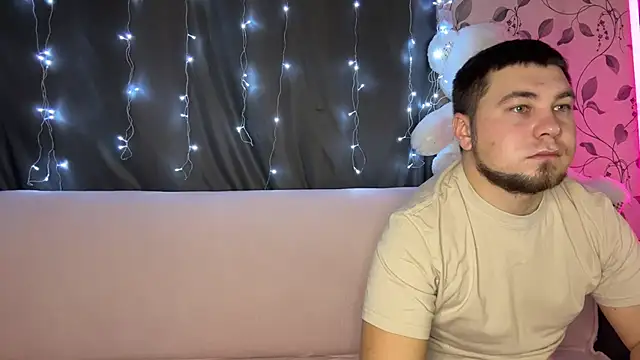 coupleinspire online show from December 3, 2025, 8:30 pm