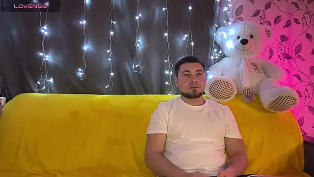 coupleinspire online show from November 29, 2025, 7:36 pm