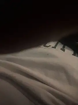 Snapshot of Daphnee-x chatting on February 8, 2026, 9:56 pm Daphnee-x online show from February 8, 2026, 9:56 pm