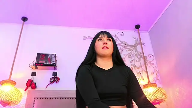 Snapshot of Daphnee-x chatting on November 7, 2025, 11:26 am Daphnee-x online show from November 7, 2025, 11:26 am