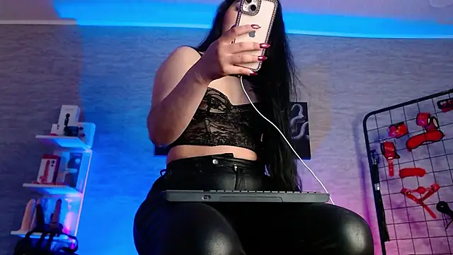 Snapshot of Daphnee-x chatting on January 14, 2026, 11:47 am Daphnee-x online show from January 14, 2026, 11:47 am