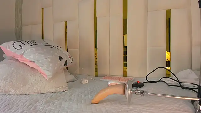 Snapshot of mia_vy chatting on March 14, 2026, 3:12 am mia vy online show from March 14, 2026, 3:12 am