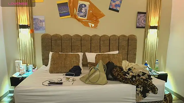 Sasharosee2 online show from October 6, 2025, 11:55 am