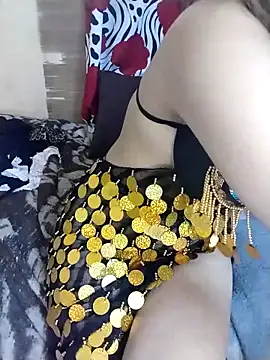 shahinaz-123 online show from February 10, 2026, 10:14 am