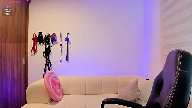 Snapshot of abu_dhabi_21 chatting on February 13, 2026, 10:15 am abu dhabi 21 online show from February 13, 2026, 10:15 am