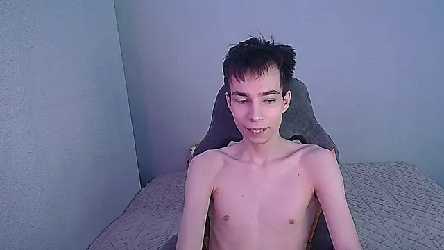 Snapshot of adam_kpoy chatting on October 5, 2025, 2:08 pm adam kpoy online show from October 5, 2025, 2:08 pm