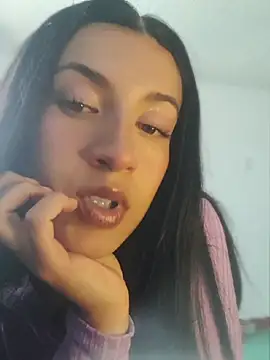 gabii hardy online show from April 21, 2026, 4:13 pm