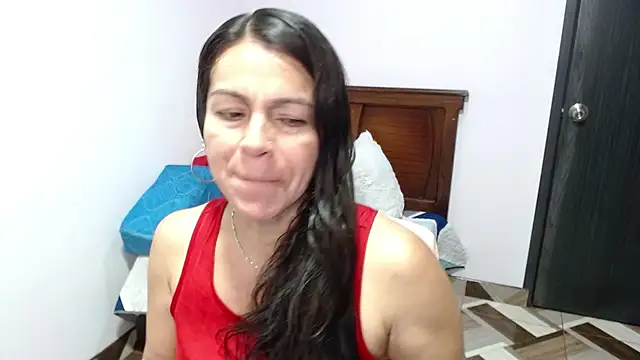 camilavargas  online show from July 20, 2026, 8:11 pm