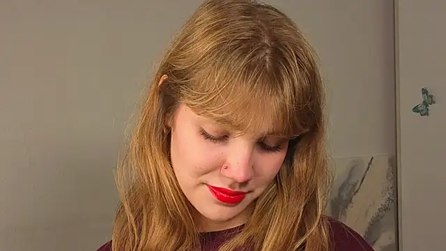 pienaple online show from September 27, 2025, 4:18 am