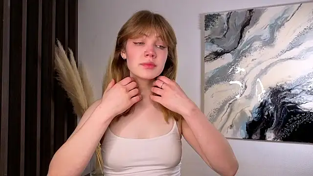 pienaple online show from February 7, 2026, 4:09 am