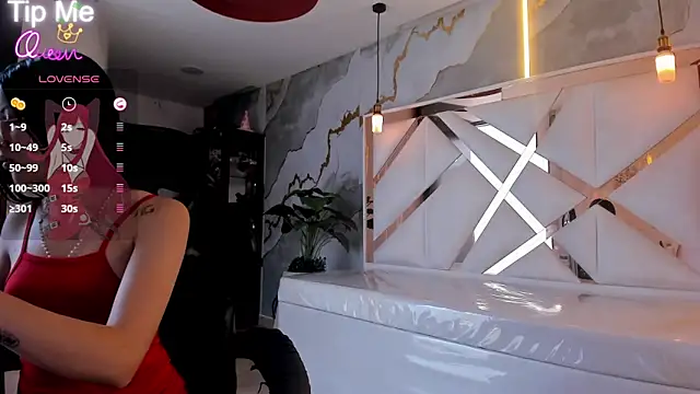 sophiadoll tf online show from May 8, 2026, 1:26 pm
