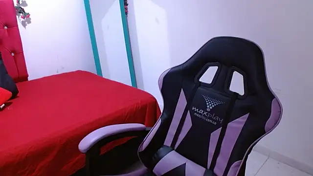 Snapshot of cristal1609 chatting on March 10, 2026, 1:26 pm cristal1609 online show from March 10, 2026, 1:26 pm