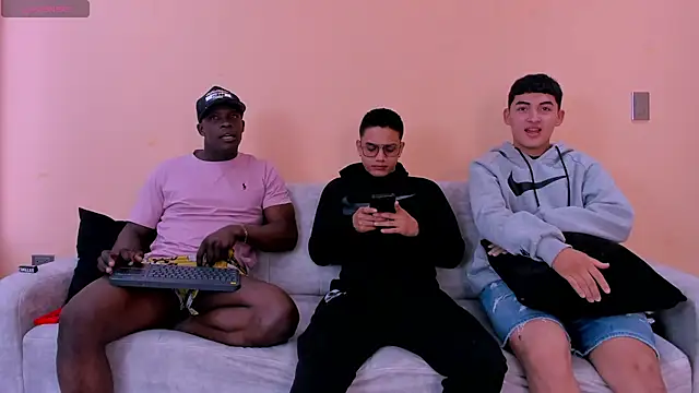 axel vega online show from November 29, 2025, 1:44 pm