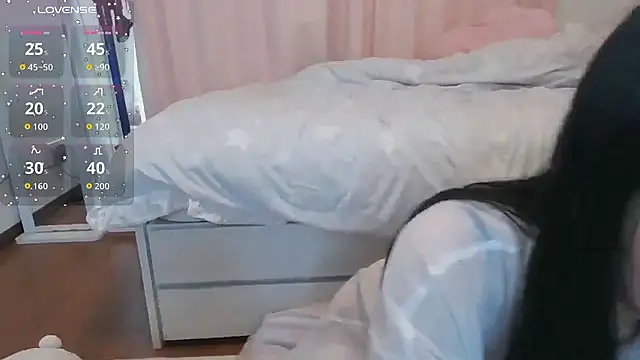 Mei mei357 online show from February 10, 2026, 3:05 am